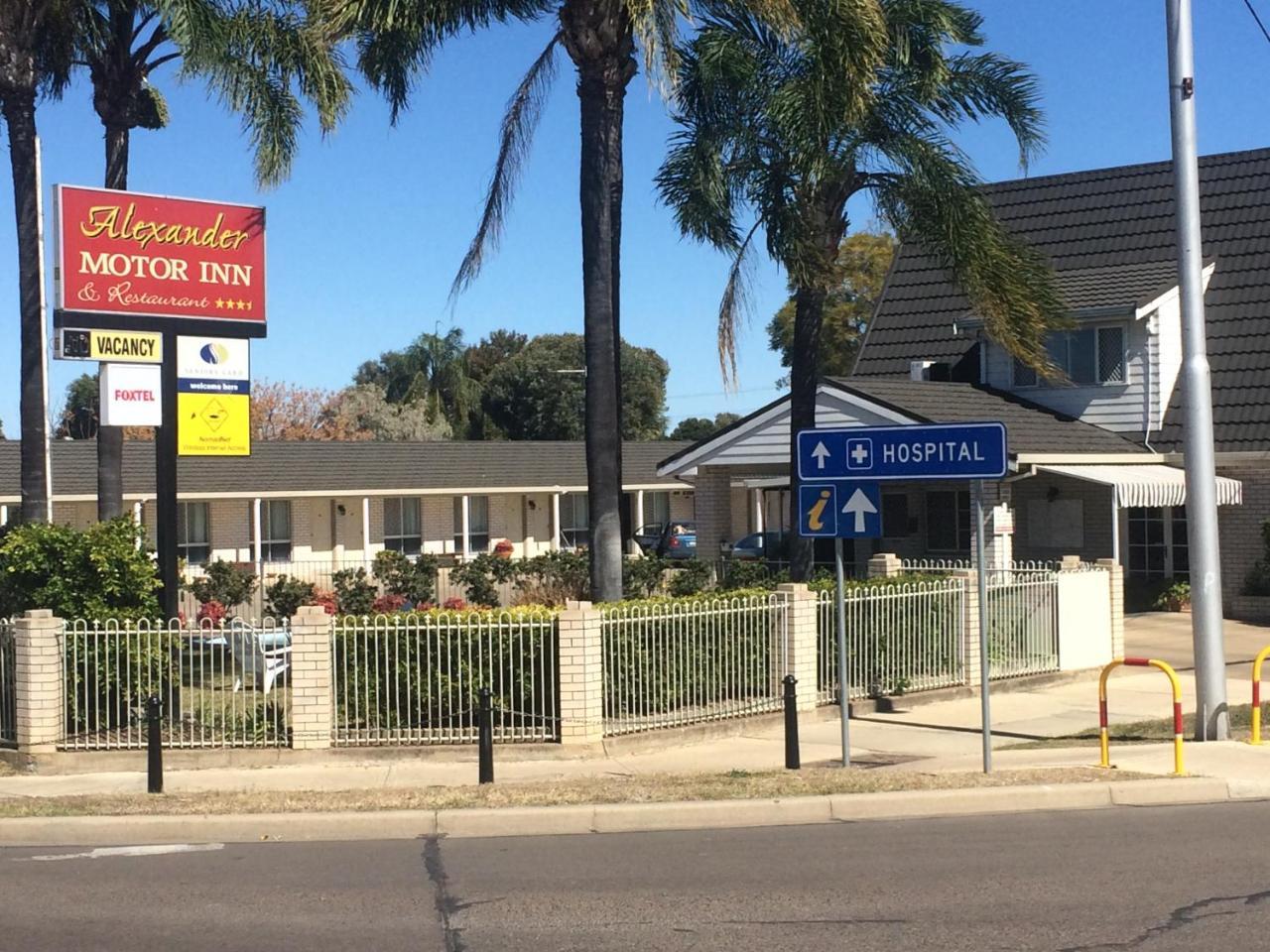 Alexander Motor Inn Moree Extérieur photo